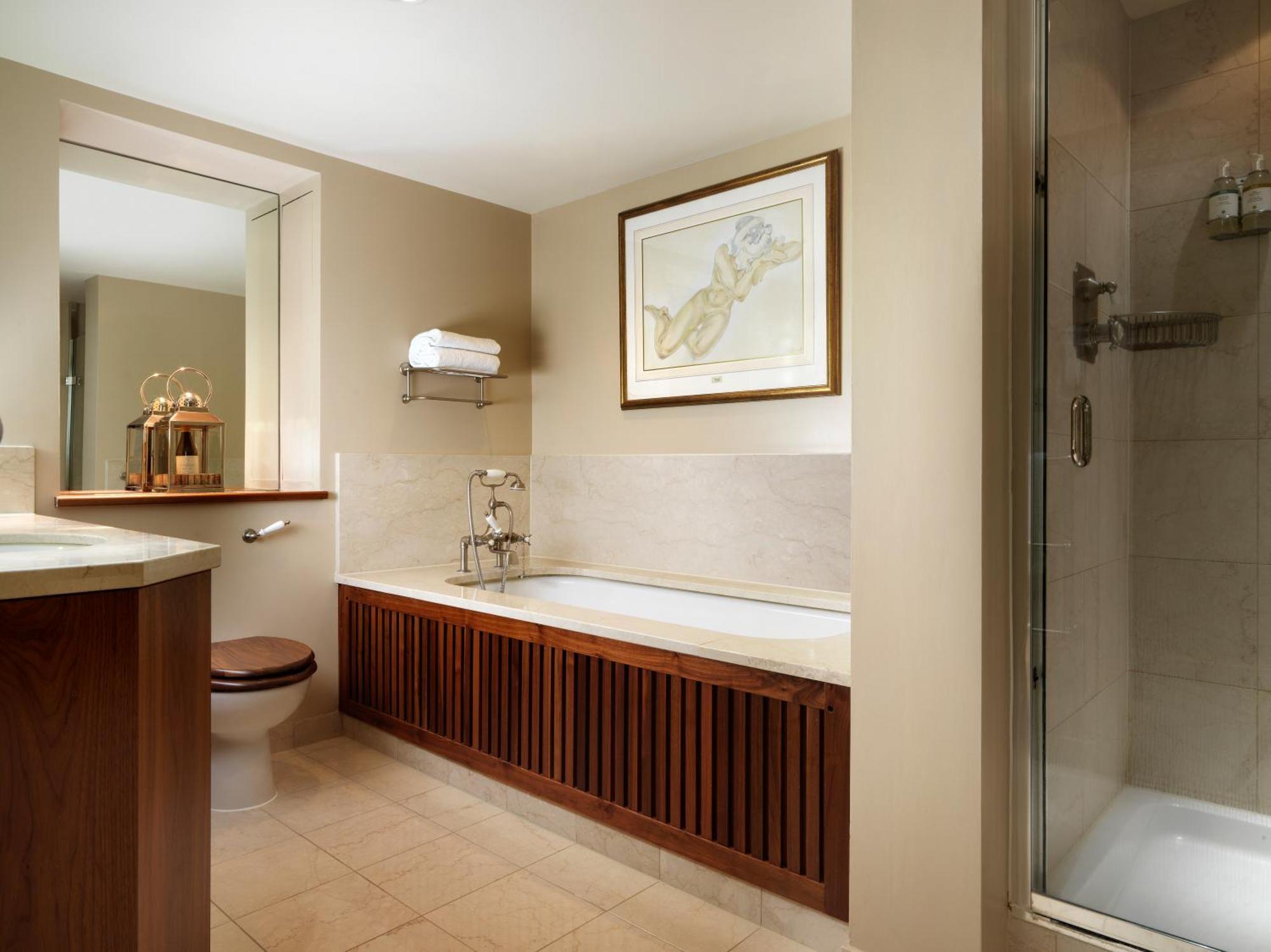 The Vineyard Hotel & Spa Newbury  Ngoại thất bức ảnh