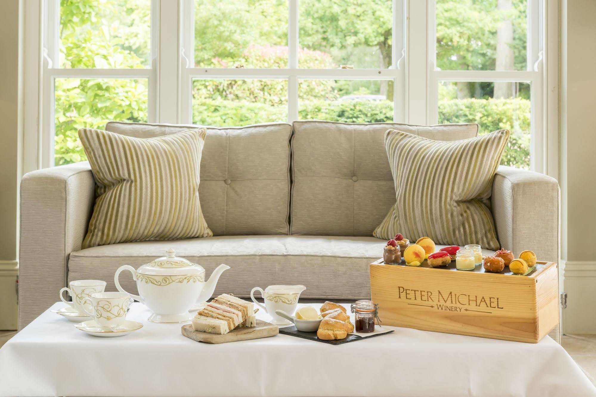 The Vineyard Hotel & Spa Newbury  Ngoại thất bức ảnh